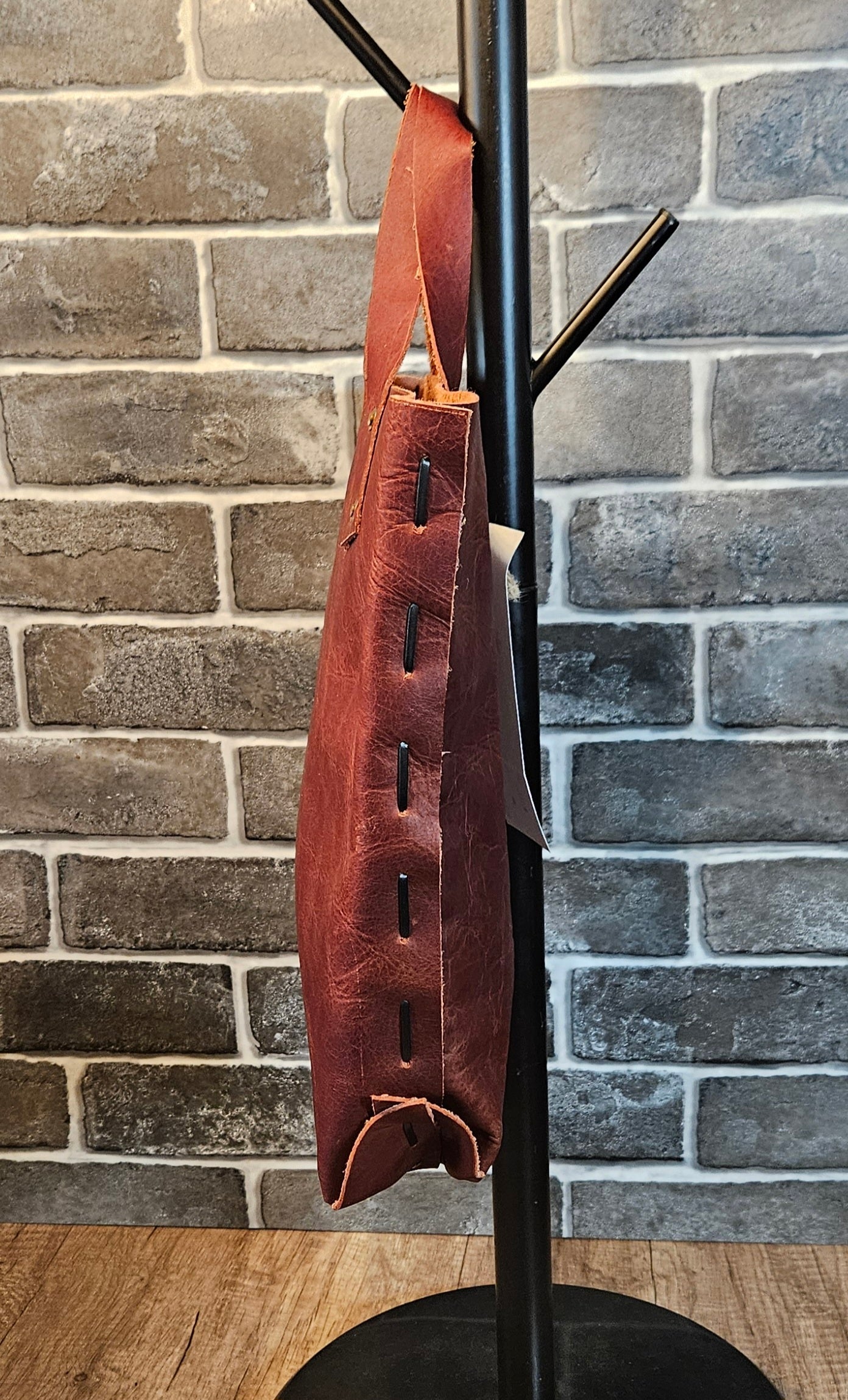 The Wildwood Leather Tote - Tangerine