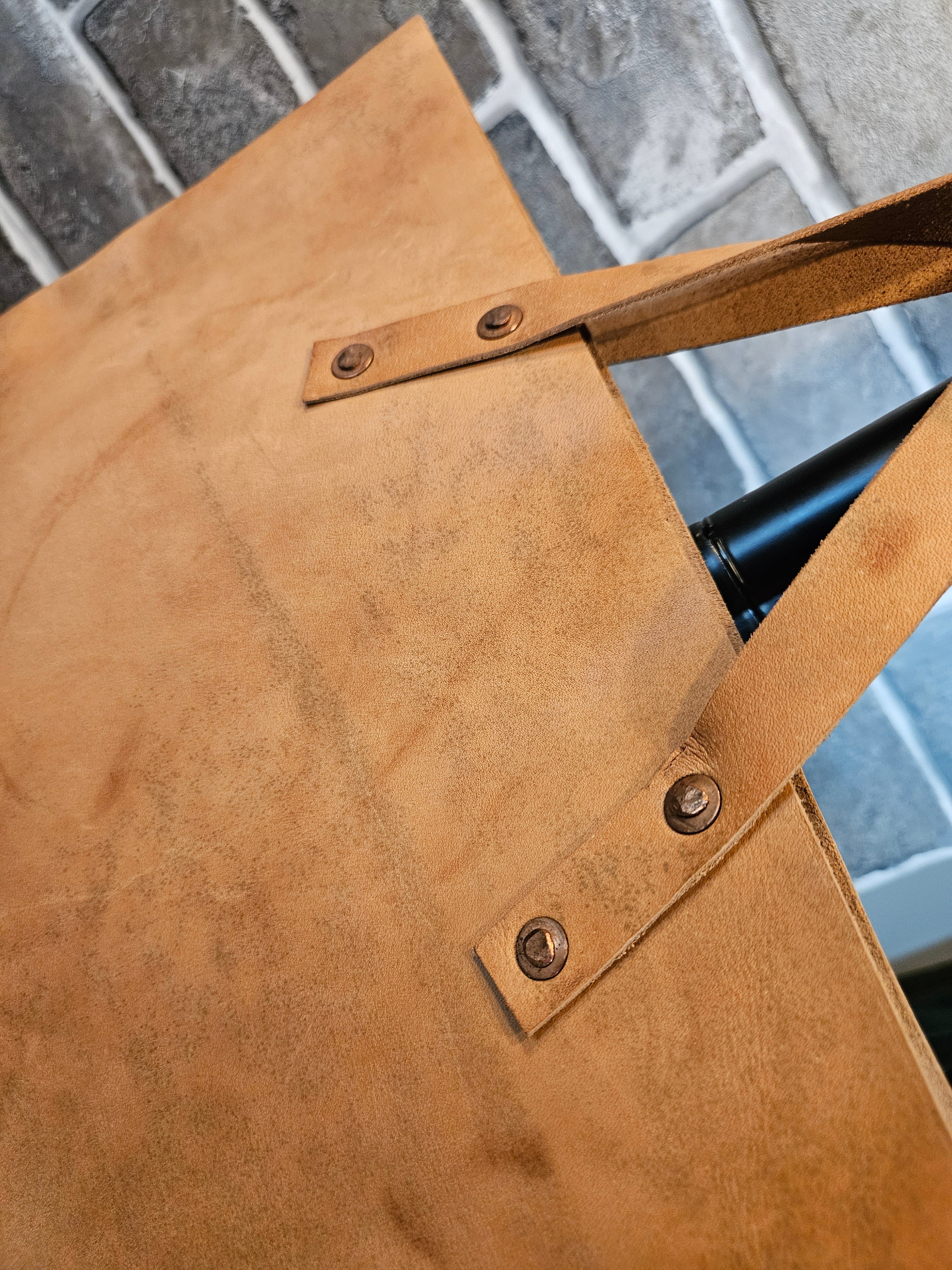 The Wildwood Leather Tote - Tan