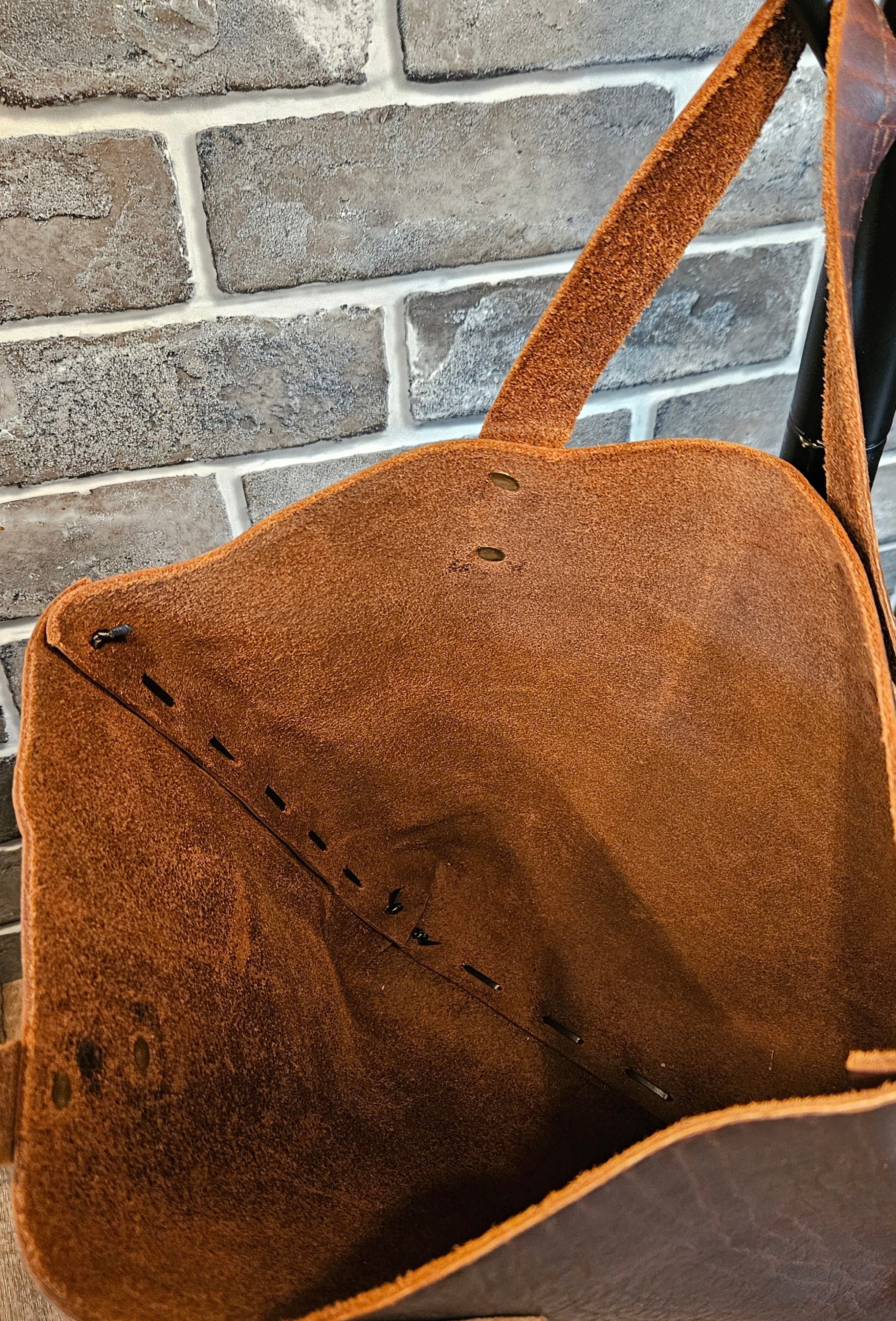 The Wildwood Bison Leather Tote - Brown