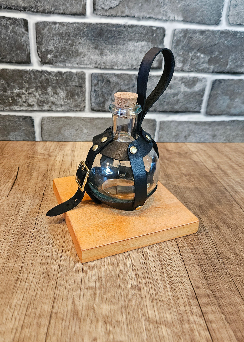 Handmade Leather Potion Bottle Belt Holster – Mini Dice Holder