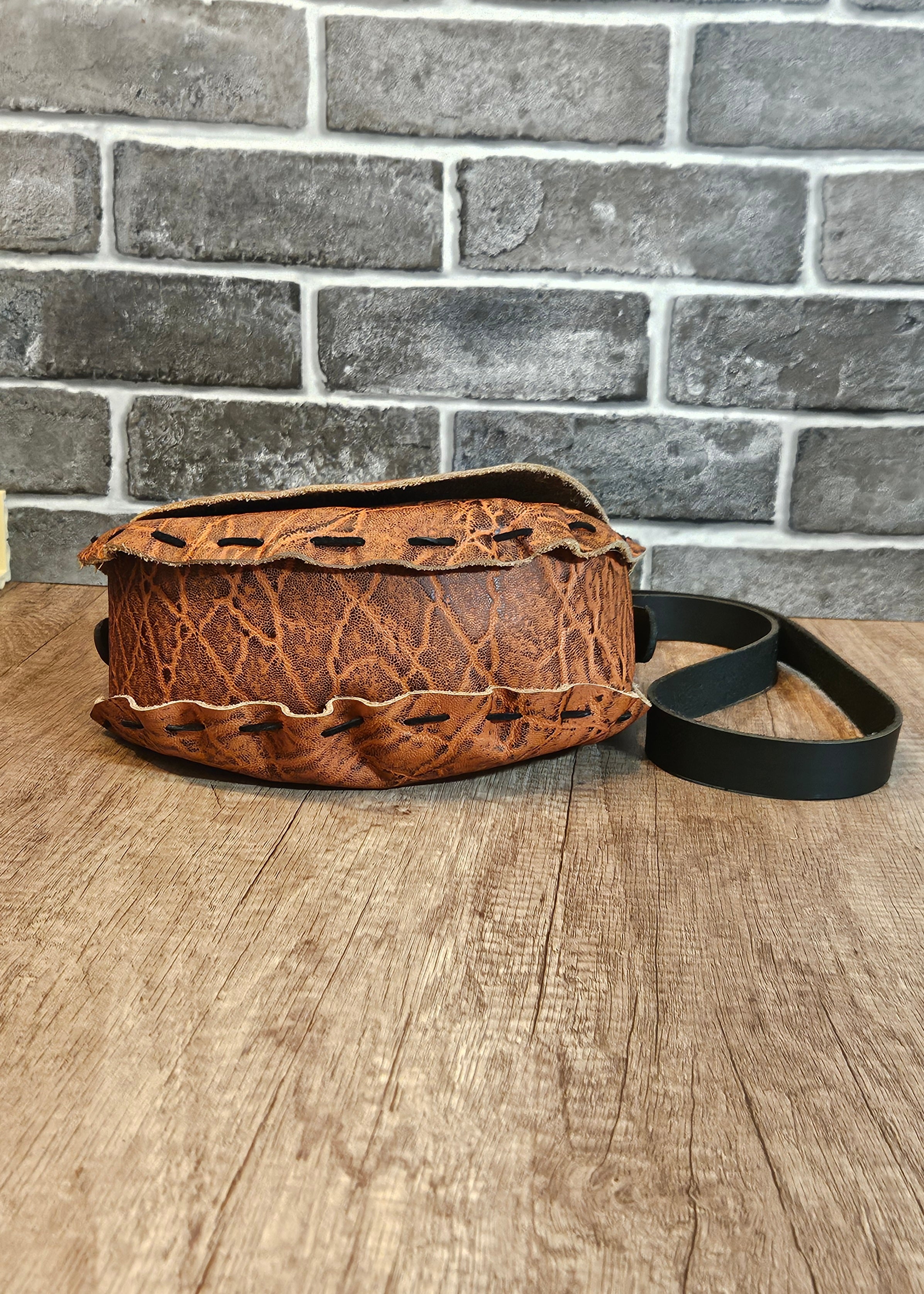 The Wildwood Crossbody - Orange