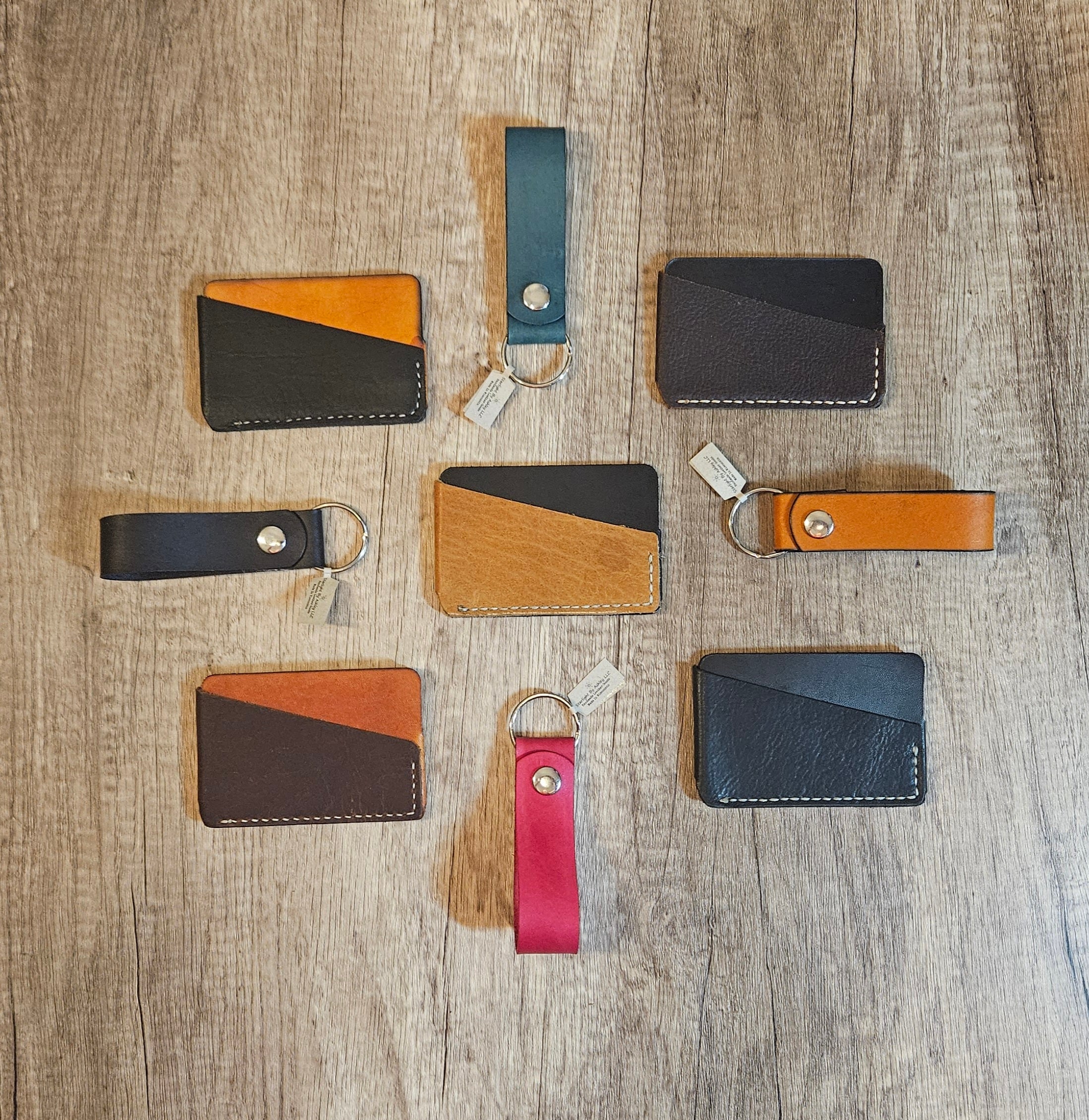 The Hearthside Pocket Trio Bison Leather Wallet & Keychain Gift Set