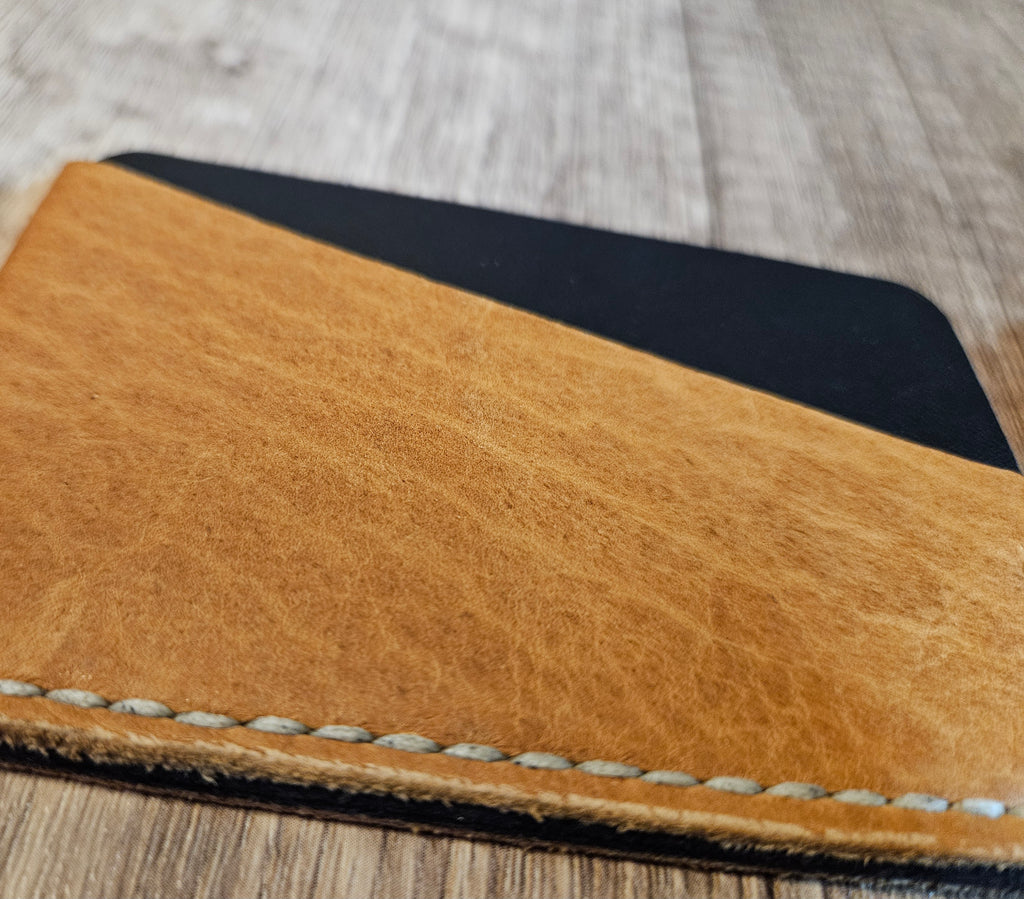 The Hearthside Pocket Trio — Bison Leather Wallet