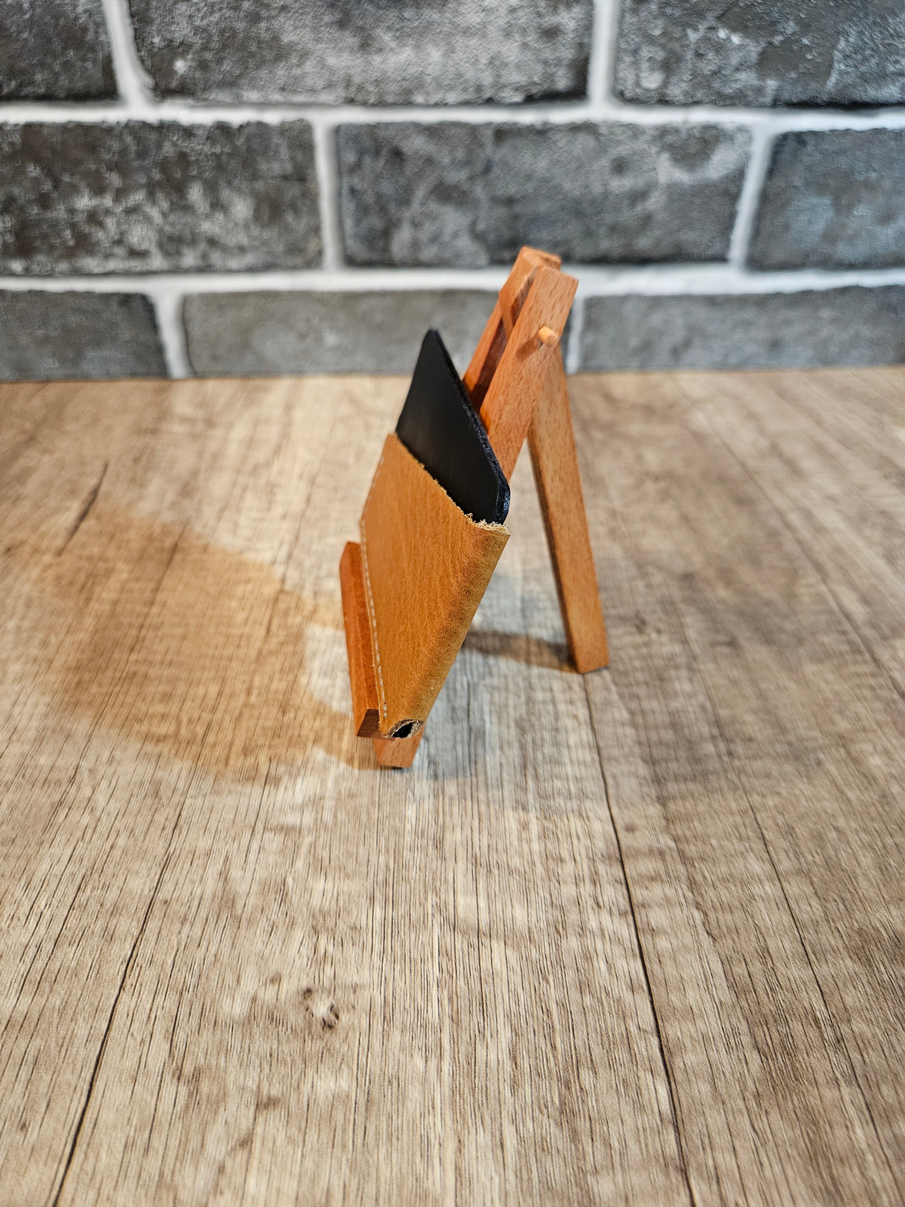 The Hearthside Pocket Trio — Bison Leather Wallet