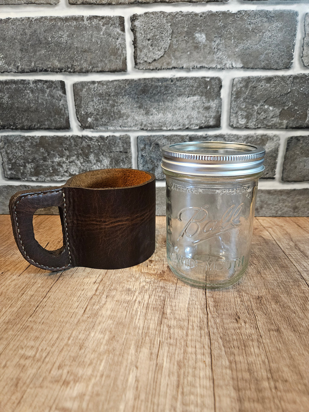 Leatherbound Mason Jar Mug – Handmade Leather Drink Sleeve with Handle