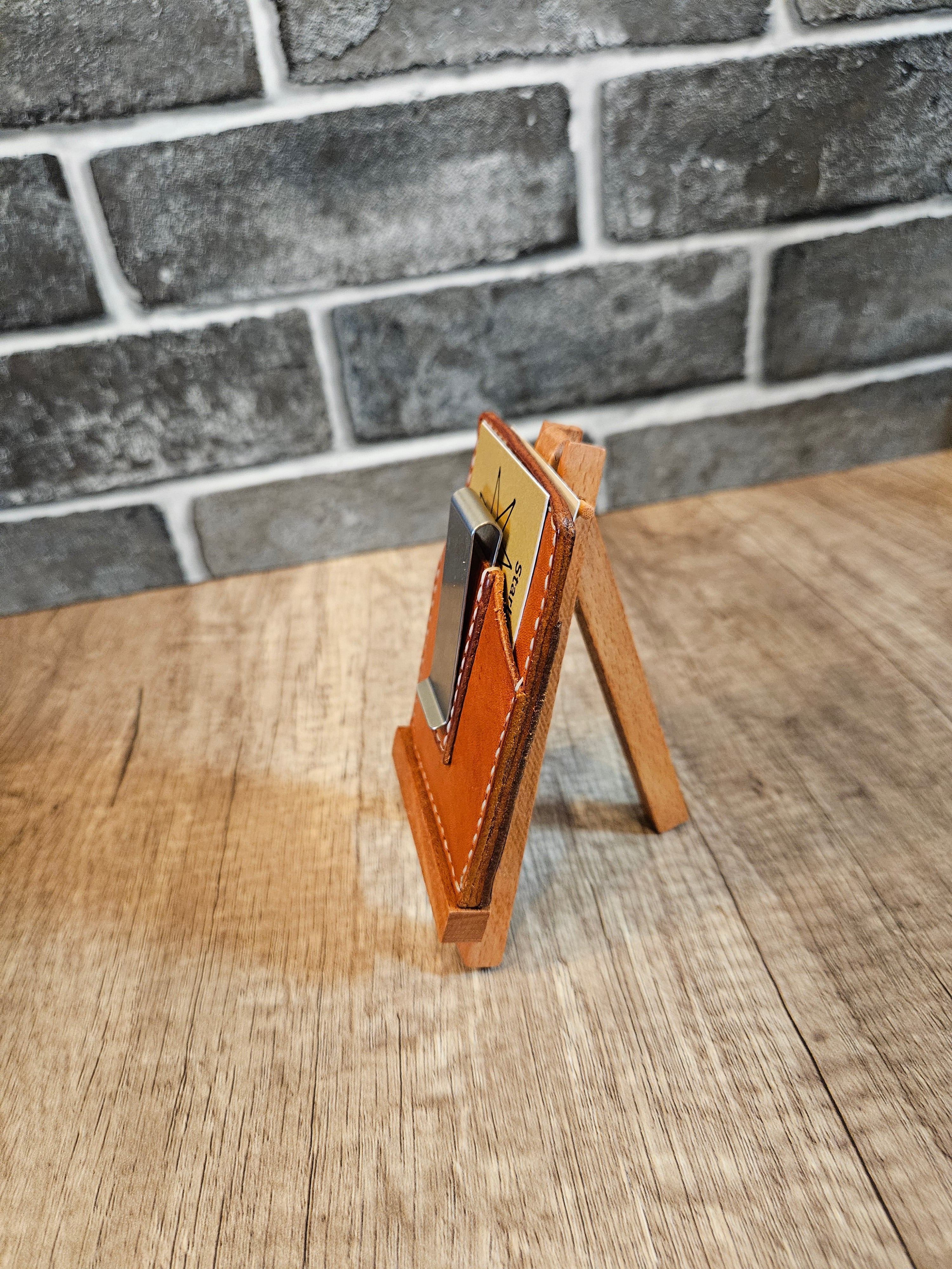 The Wayfarer Leather Money Clip Wallet