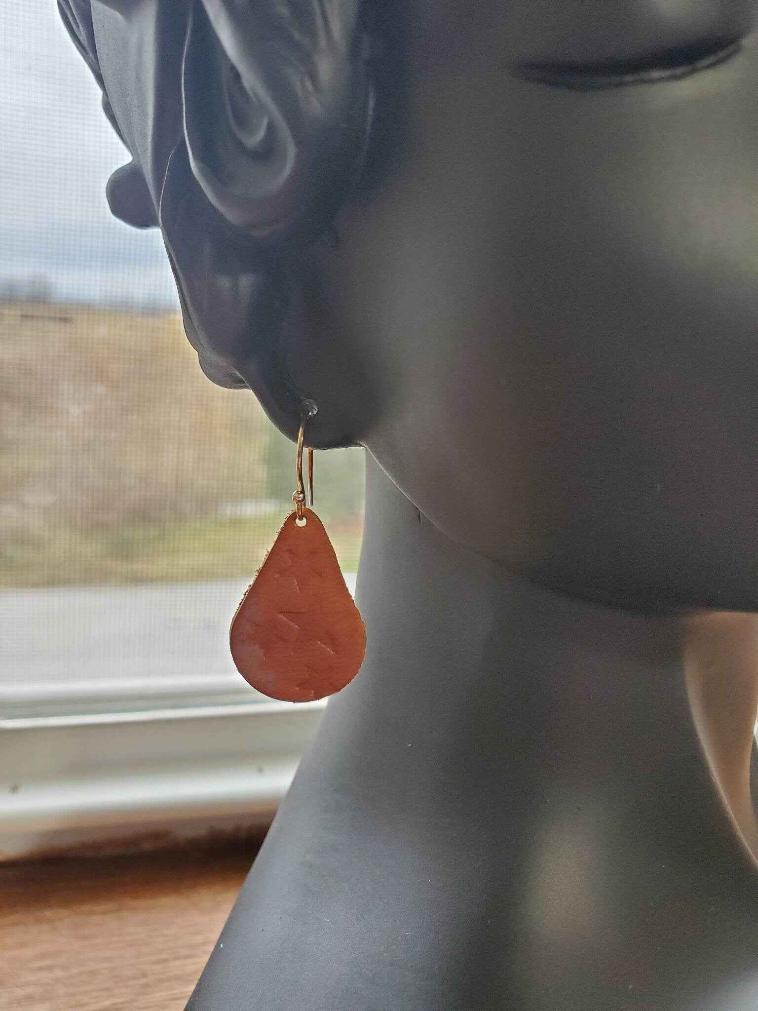 Star Leather Teardrop Earrings